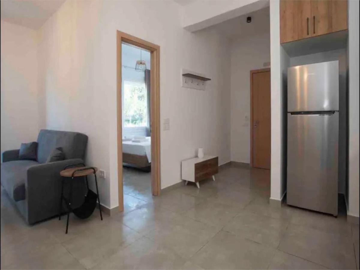 Mimikas Apartment Pylos Eksteriør billede